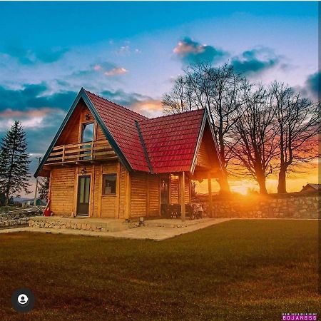 Gold Hill Villa Sekulic Exterior photo